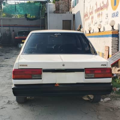 Nissan Sunny good looking