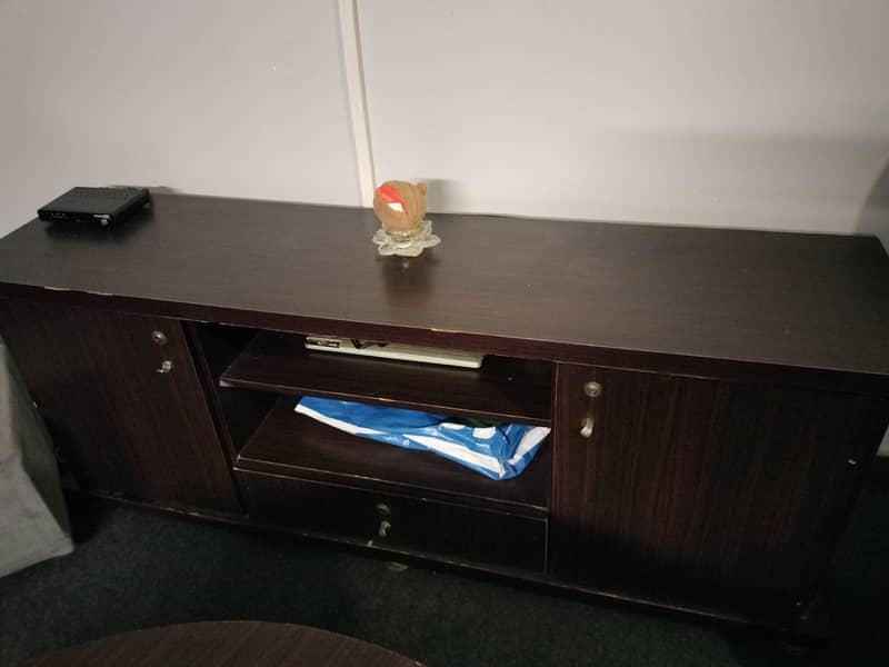 brown console 1