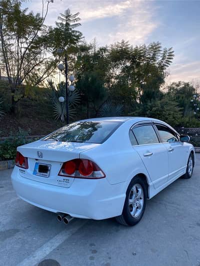 Honda Civic Reborn Hardtop Automatic 2011