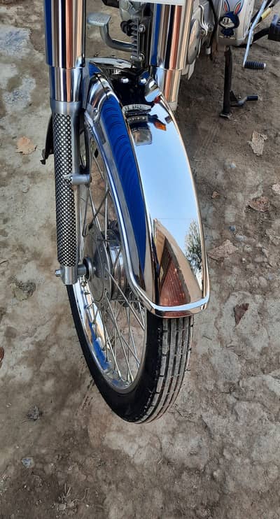 2025 model urgent sale single and excellent ccondition very neat