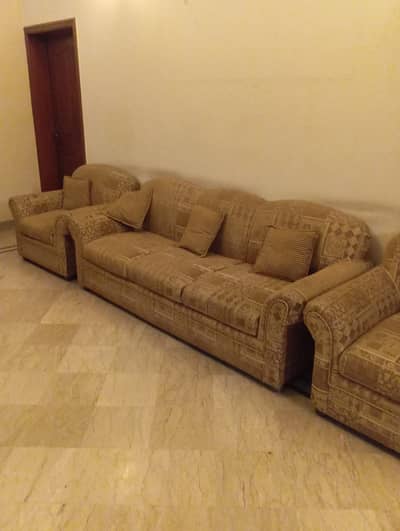 5 Seater Sofa Set and Side Board