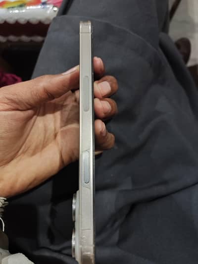 iphone 15 pro max jv natural titanium