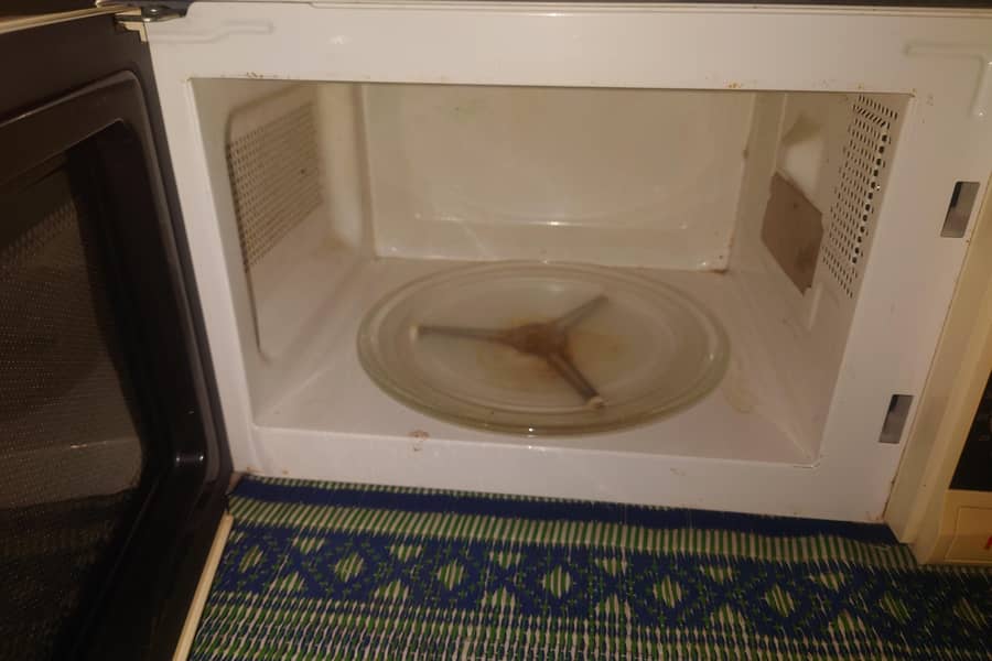 microwave 1