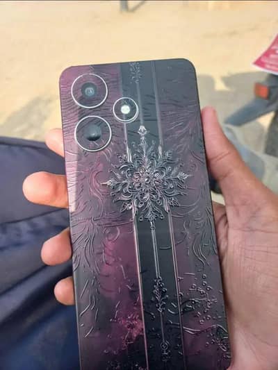 Infinix hot 30 8/128gb urgent sale