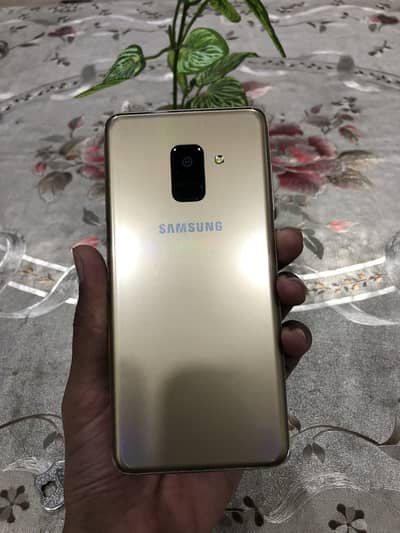 Samsung A8 03251272444