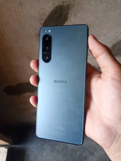 Sony Experia 5 mark 4 box pack 4 month SIM time available DSLR camera