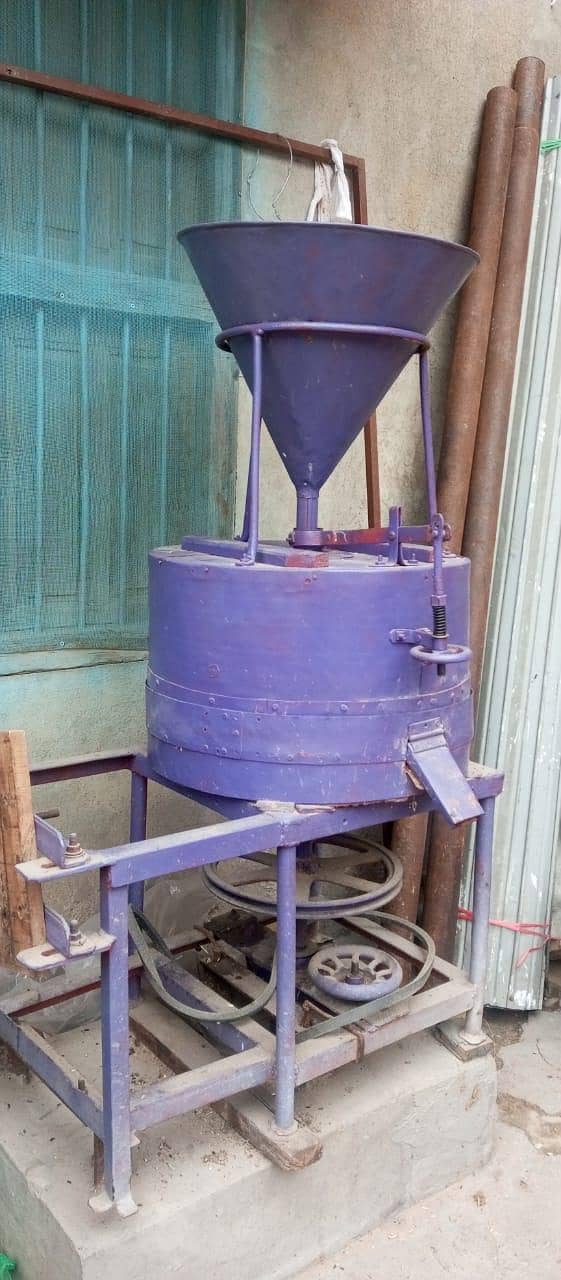 آٹا چکی مشین 0