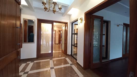 1 Kanal House For Rent In Johar Town Phase 2 Near By Emporium Mall And Expo Centre Hot Location