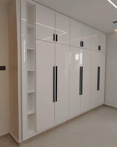 carpenter home decorate wood almari kitchen