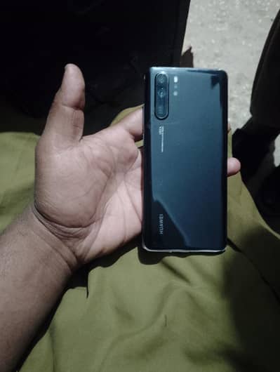 p30 pro docomo version pta approved he lakin sim kbhi kbi chor deta he