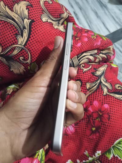 box charge original available