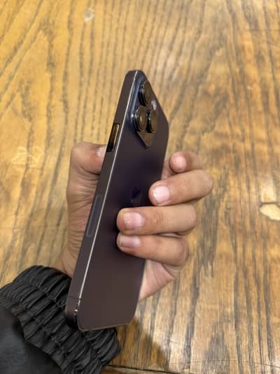 I phone 14 pro max jv