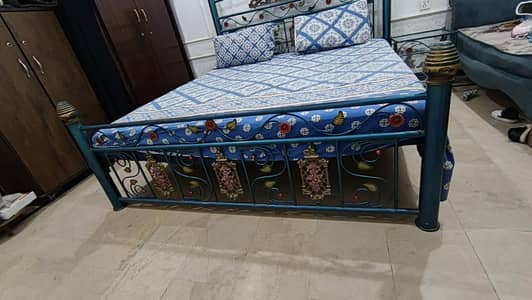 Used Iron Bed For Sale Best Quality