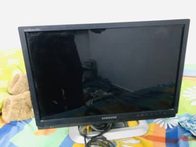 Samsung 19inch lcd 66hrtz best for gaming and normal use