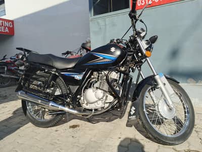 Suzuki GS 150