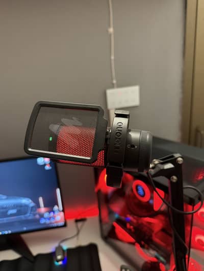 Maono dgm20s rgb microphone brand new condition