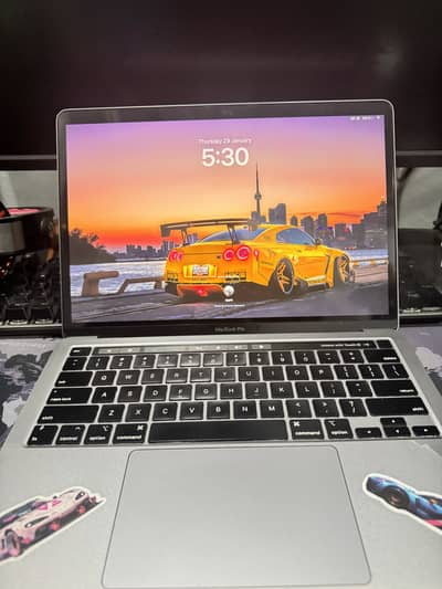 Apple Macbook Pro Mid2020 i5 16gb 2tb memory 1.5gb Graphics