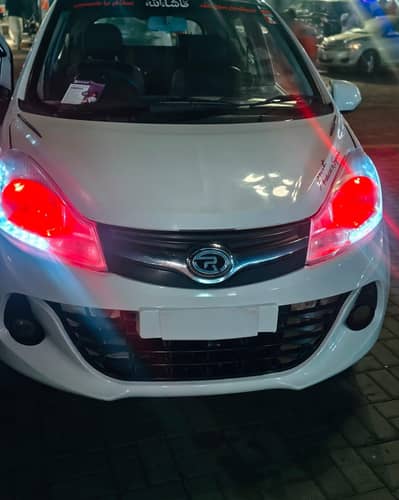 Prince pearl seal to seal total genuine car  10/10 condition