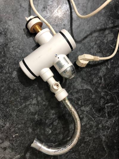 Electric Instant Water Heating Tap