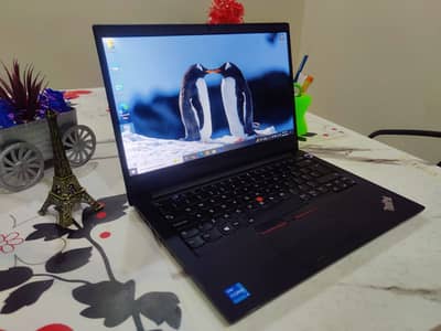 Lenovo i5 8th 2Gb AMD  (03256785678)