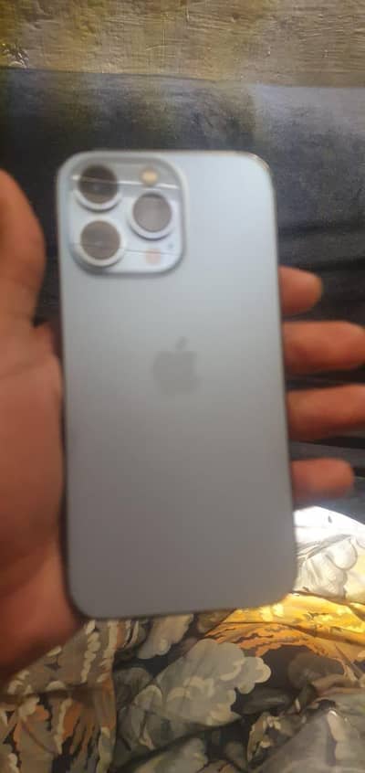 Iphone 13 pro factory unlock.