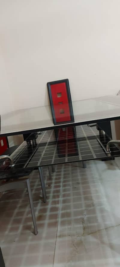 8 seater Dinning Table for sale/Double Glass mirror/Dinning Table