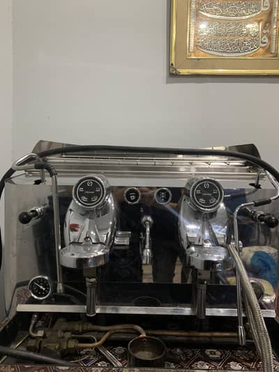 Espresso coffee machine