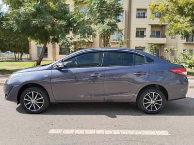 Toyota Yaris ATIV Manual 2021