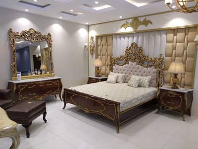 Royal bed set. . 03344535772 whatsaap