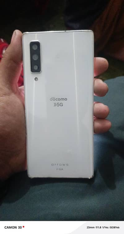docomo 5g f52a