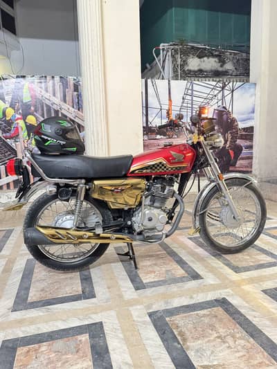 CG-125 Gold, Self Start, Original Mileage 4077. SINGEL HAND USED