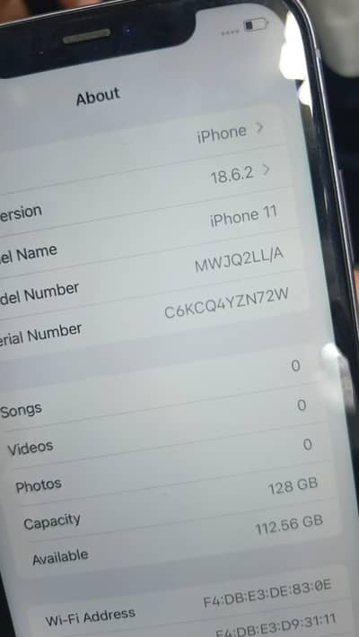 iPhone,11 128 GB water pack 92 battery health