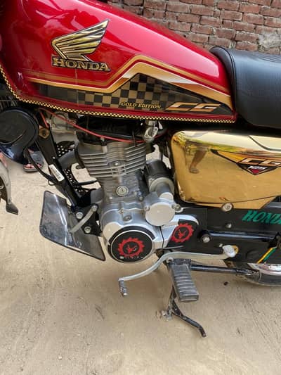 Beautiful guard Nate and clean WhatsApp number 03484314253