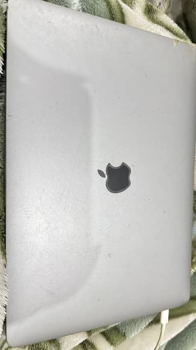 mackbook pro (13 inch, 2016,four thunderbolt 3 ports)