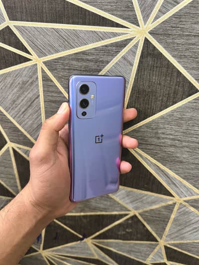 One Plus 9 Good Condition