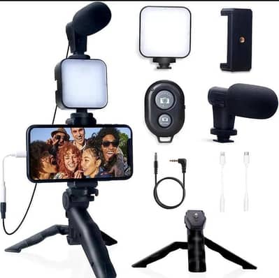 Vlogging kit- Portable and lightweight with 10 watts power