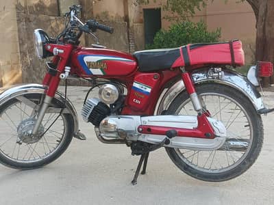 Yamaha 100