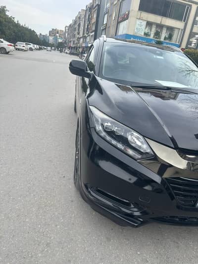 Honda Vezel 2017 import 2021