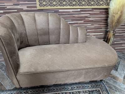 Dewan sofa