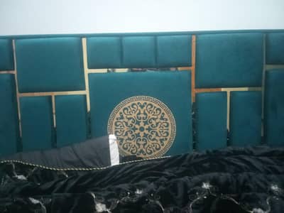 Bed set for sale