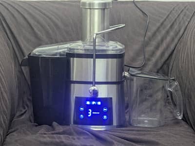 Geepas Digital Juice Extractor 800W Powerful Juicing - GJE46023