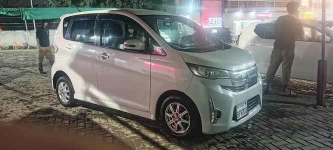  Mitsubishi eK Custom Turbo for Sale  • Model