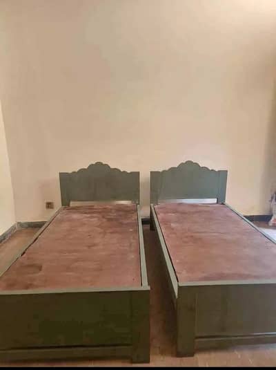 2 Single beds used.