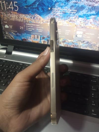 12 pro max 10/10 water pack