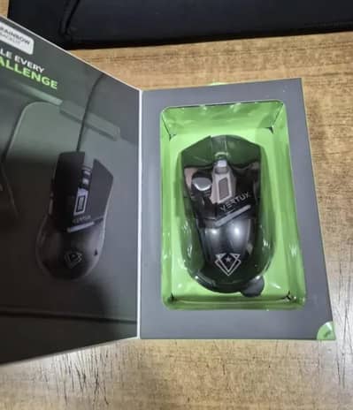Vertux Dominator Gaming Mouse