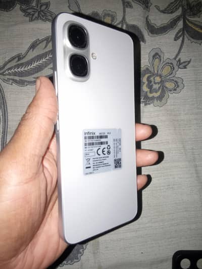 Infinix smart 10 mobile hai