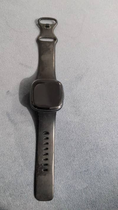 Fitbit Versa 4