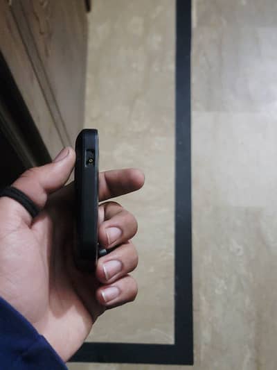 4G wireless internet device