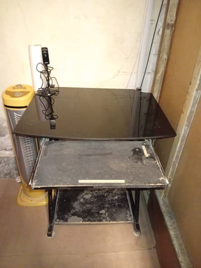 Glass Computer or laptop table