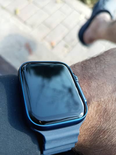 Zero JAGUAR Smart watch condition New with 2 extra streps full box